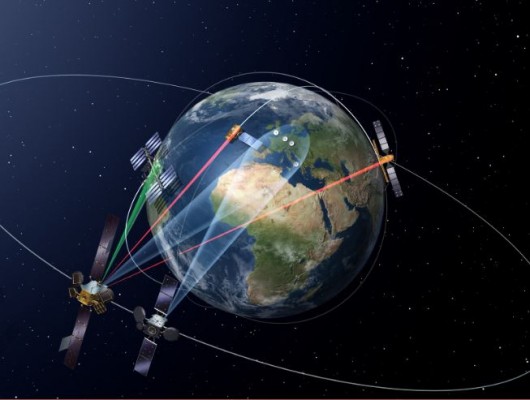 airbus-defence-and-space-aeromorning.com