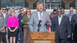 Burns & McDonnell Chairman and CEO, Ray Kowalik, joined Kansas City, Missouri Mayor Sly James to announce a proposal to design and build a new one-terminal airport at KCI and lead a team of private investors to finance the project.
