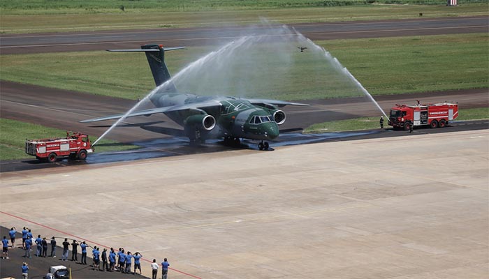 Embraer celebrates 10 years of the first flight of the KC-390 Millennium
