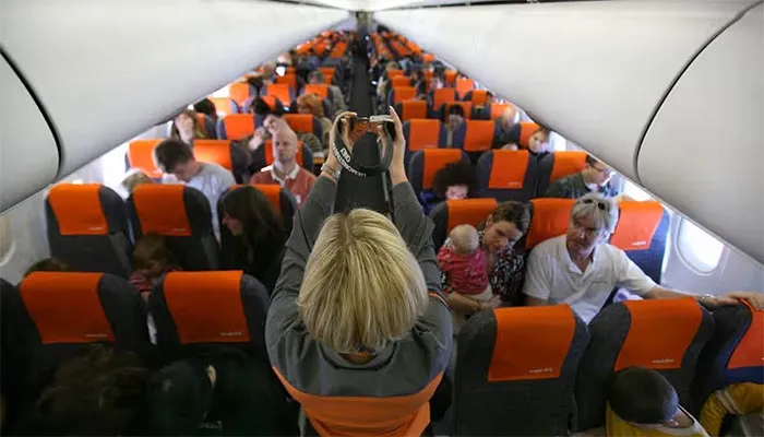 Aerviva Insight article: The Benefits of Recruiting More Experienced Cabin Crew Members Aged 50 and Above