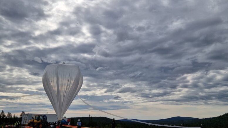 Stratospheric_helium_balloon_for_ExoMars_article