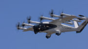 T01_Flight_Hero_01