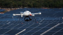 air-marine-choisie-par-akuo-energy-pour-l-inspection-par-drone-de-ses-centrales-solaires-aeromorning.com