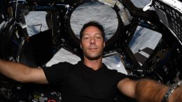 Thomas Pesquet à bord de la Station spatiale internationale pendant mission Alpha