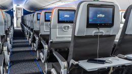 compagnie-aerienne-americaine-JetBlue-ouvre-2023-vols-sans-escale-aris-CDG-New-York-JFK-Boston