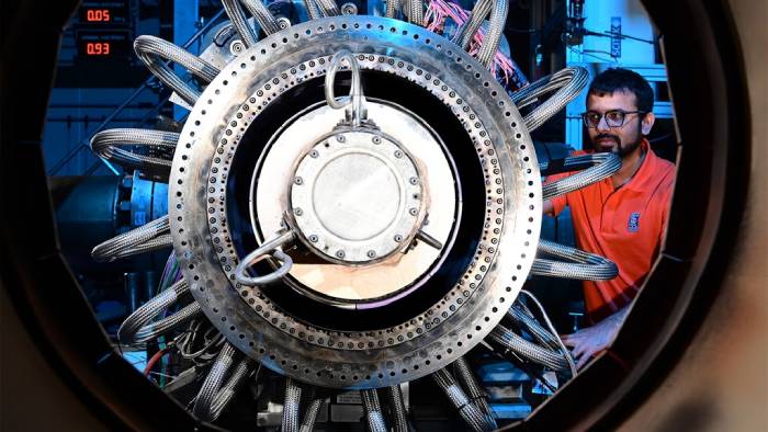 easyJet et Rolls-Royce annoncent avoir franchi une étape décisive dans leur projet de recherche sur l'hydrogène, une première mondiale