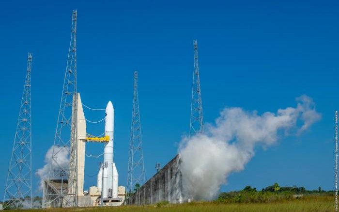 Succès de l’essai à feu complet de l’étage principal d’Ariane 6 sur son pas de tir
