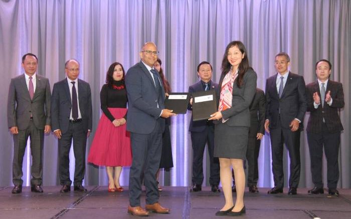 Vietnam Airlines et Expedia Group signent un accord de coopération