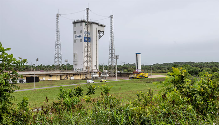 Arianespace lancera les satellites