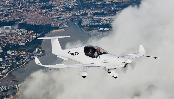 Elixir Aircraft effectue le 1er vol